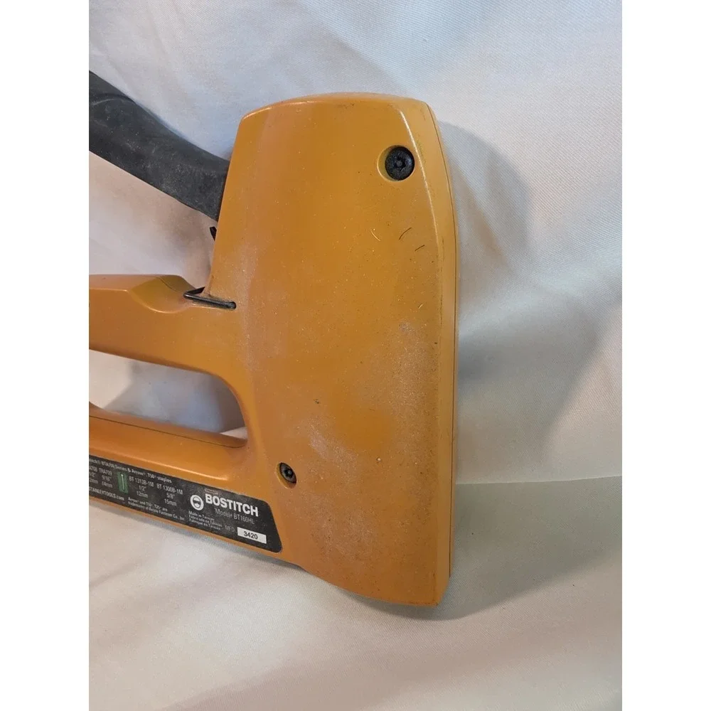 Bostitch 2-in-1 Brad Nailers & Staple Gun -Heavy Duty & Universal Fit- #BT160HL